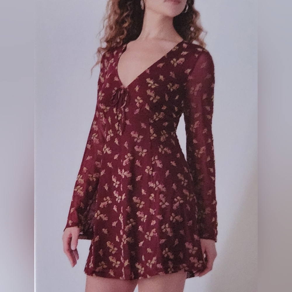 Betsey Johnson Women's Babydoll Mini Dress Size L Floral Burgandy